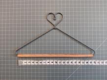 Hanger driehoek hart 19cm